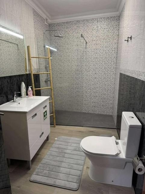Alvarenga House Maia  외부 사진